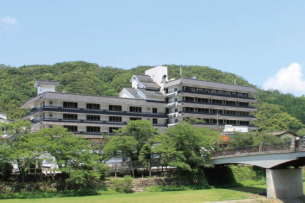 <鳥取>三朝温泉 源泉かけ流しの宿「三朝館」でかにフルコース&世界屈指のラジウム温泉ご入浴【西神中央・緑が丘出発】2